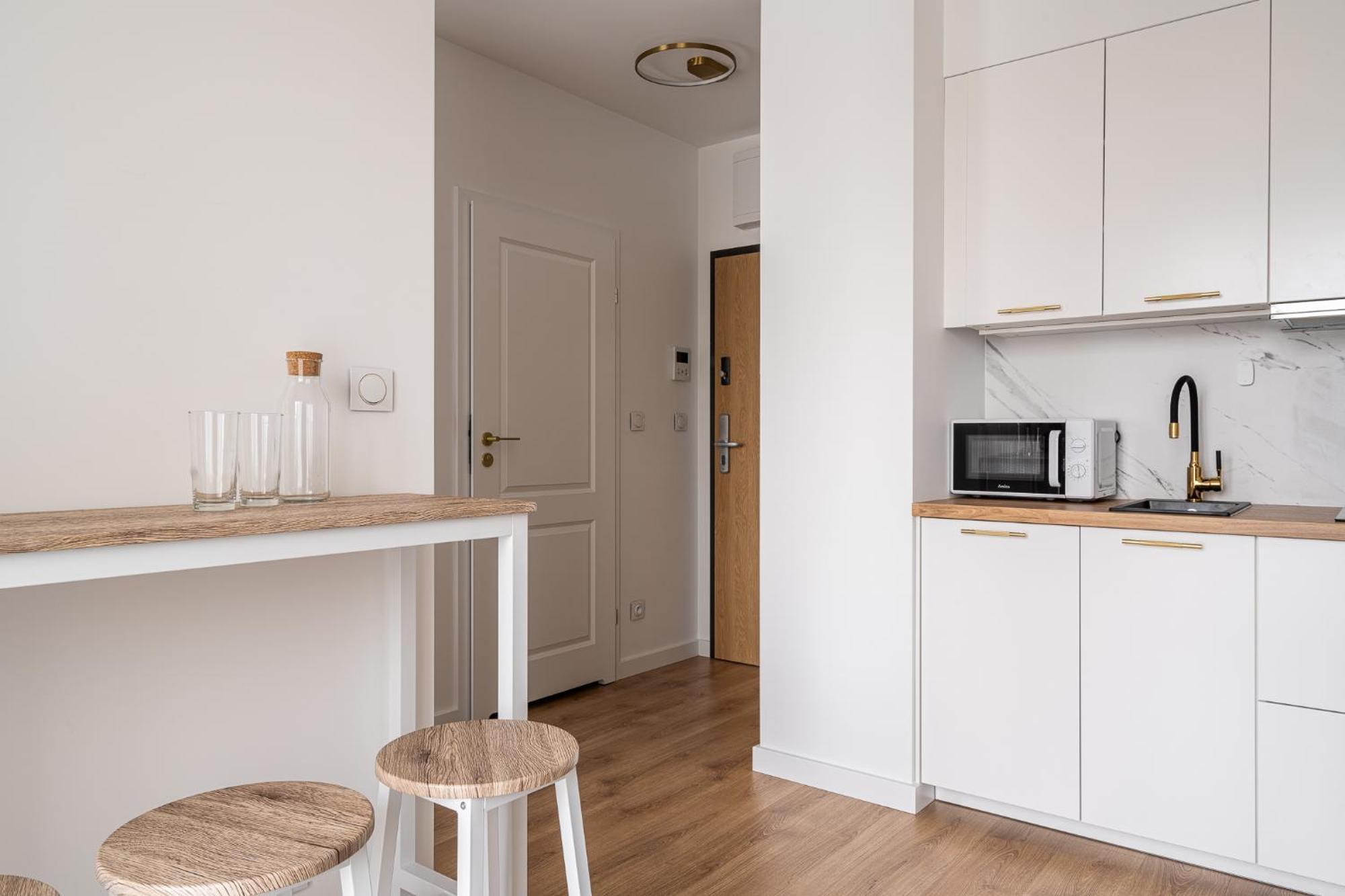 Rentplanet - Legnicka Residence Wroclaw Bagian luar foto